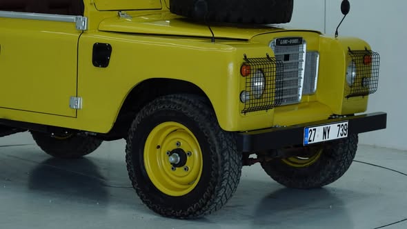 Land Rover Series III Restorasyonlu Orijinal Arazi Aracı