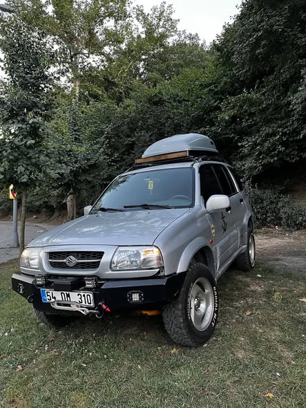 Suzuki Grand Vitara 1999 satılık offroad aracı · İstanbul — 2. fotoğraf