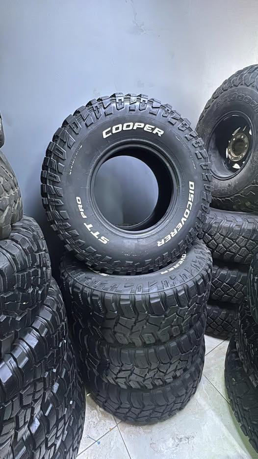 Cooper Discoverer STT Pro 35x12.50R16 Off-Road Lastik Takımı