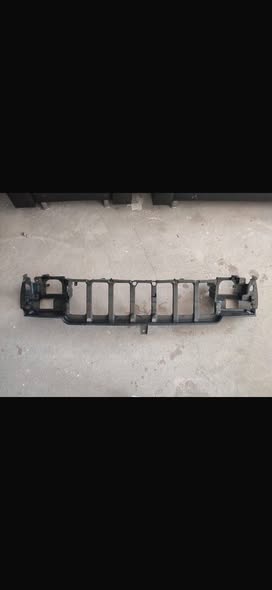 Jeep Cherokee ZJ Far Destek Ünitesi ve Muhtelif Parçalar