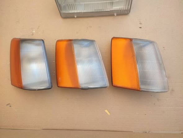 Jeep Grand Cherokee ZJ Orijinal Mopar Sol Sinyal Lambası