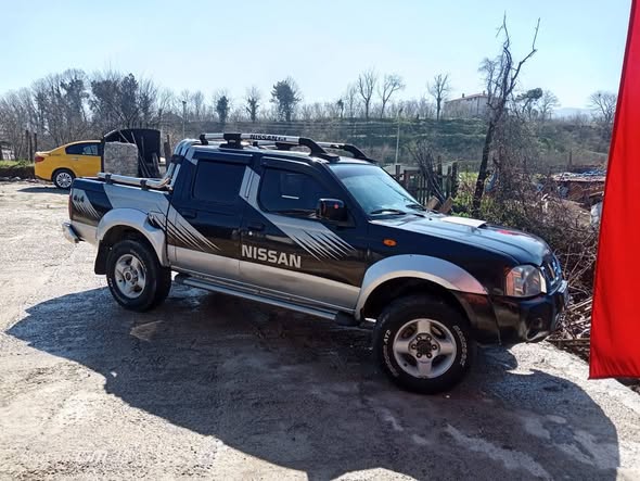 Nissan Skystar 4x4 2008 Model 2