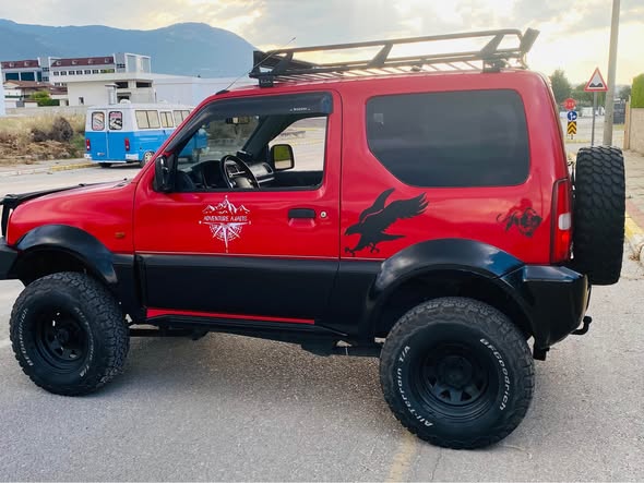 Suzuki Jimny Off-Road Donanımlı Arazi Aracı 5