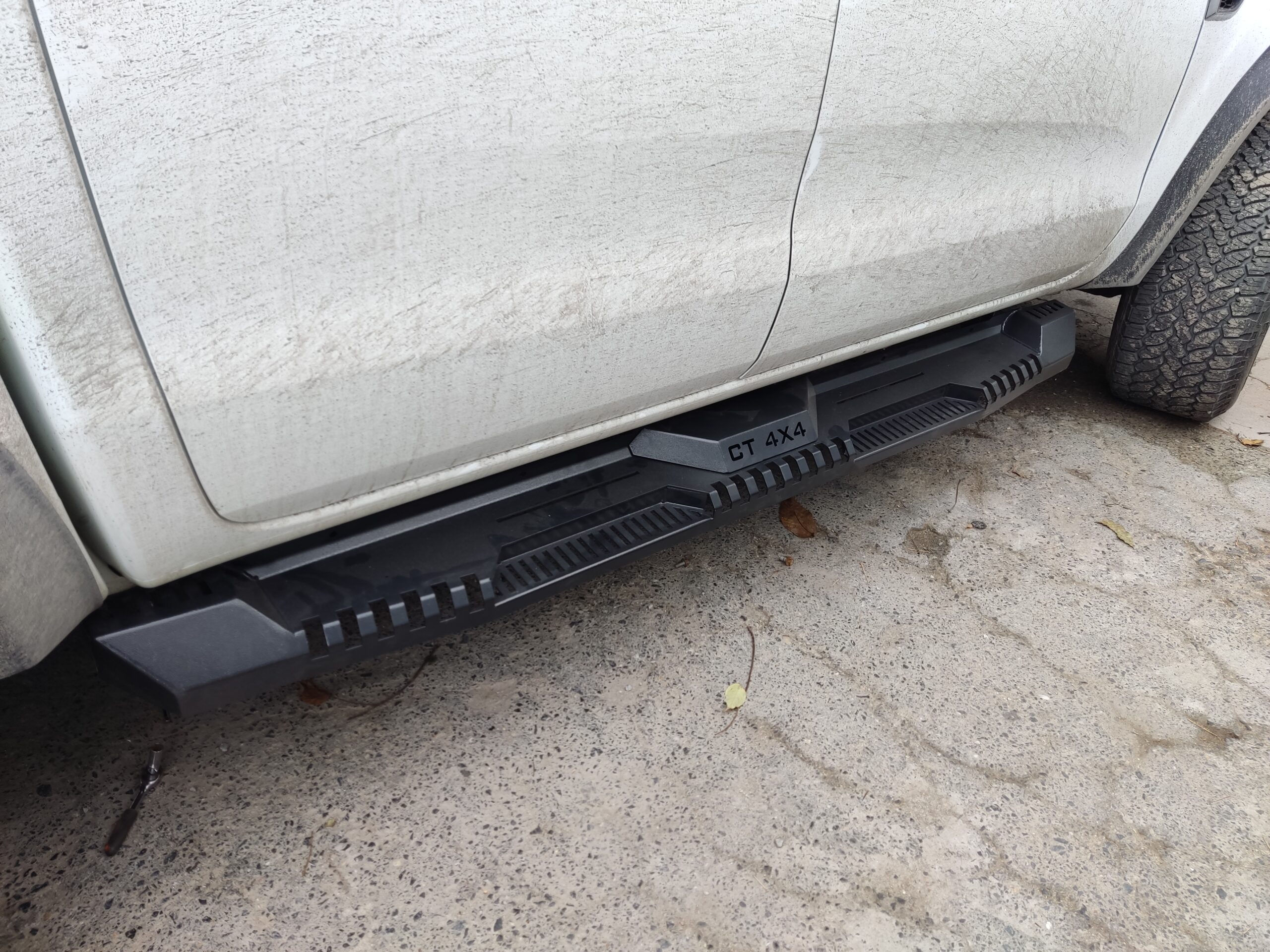 ISUZU D-MAX 2012-2017 YAN BASAMAK LAZER V2