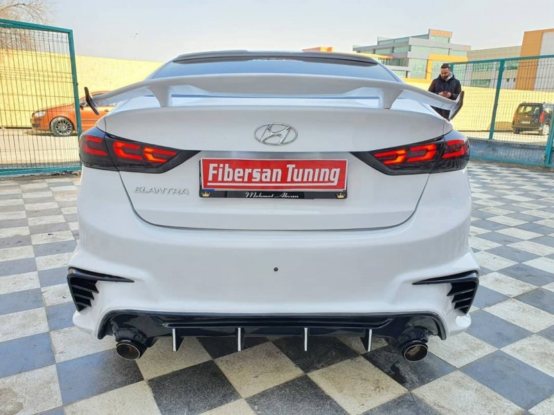 HYUNDAİ ELENTRA (2016...) FT ARKA TAMPON---fibersan tuning