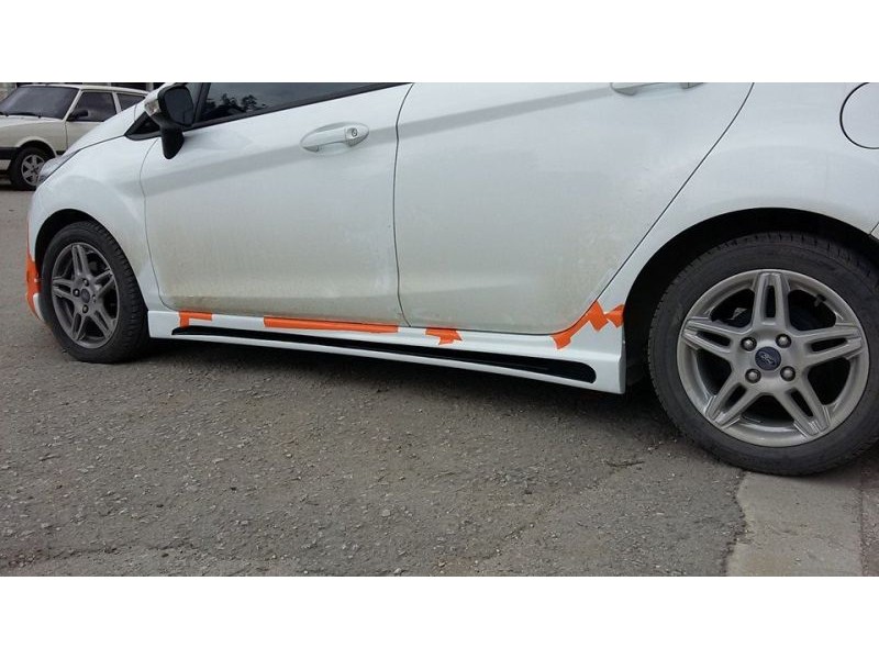 Ford Fiesta Side Skirt Set