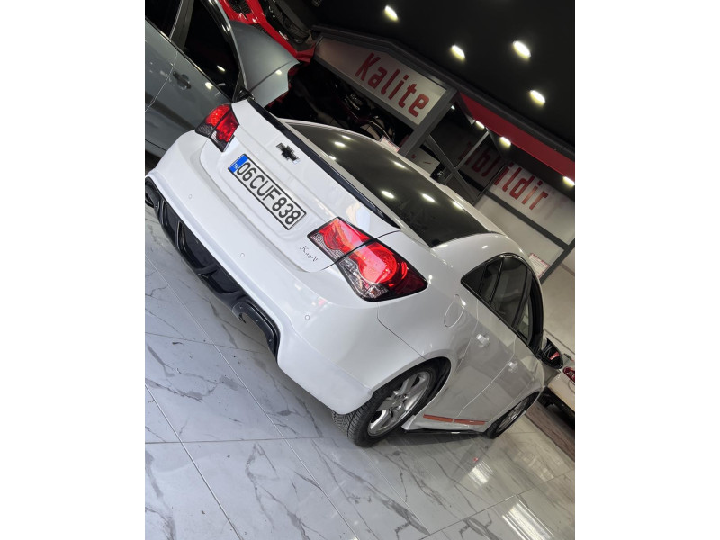 Chevrolet cruze arka tampon eki---fibersan tuning