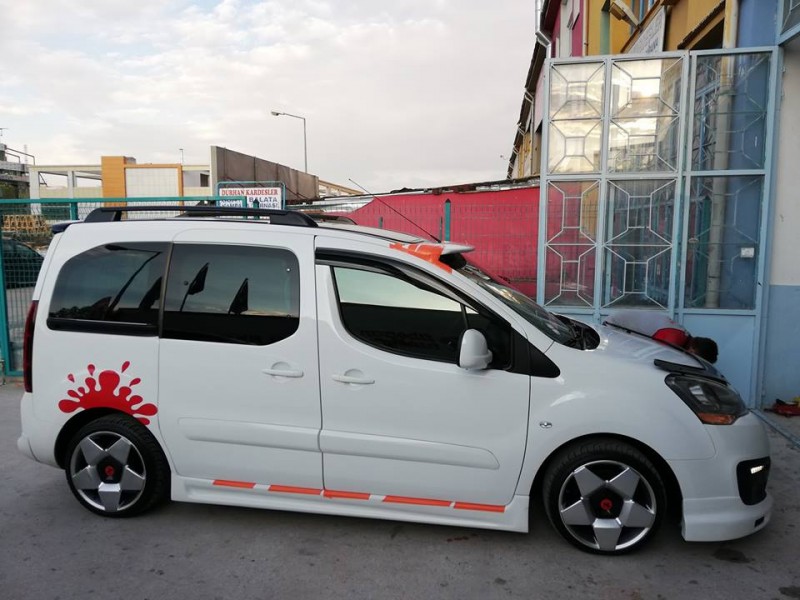 CITROEN BERLINGO SIDE SKIRT SET