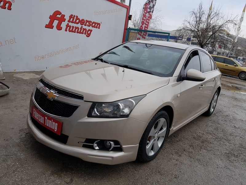 CHEVROLET CRUZE ÖN TAMPON EKİ ( makyalı )