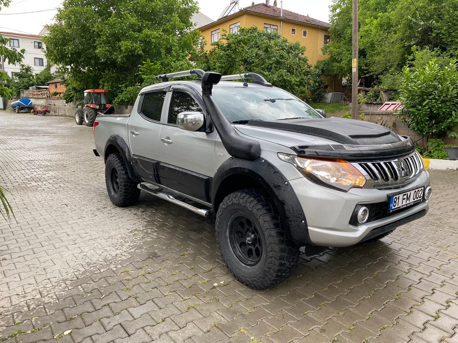 L200 Yan Kaplama Kapı Koruma (2015+)