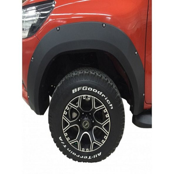 TOYOTA HILUX REVO 2015-2019 ÇAMURLUK KAPLAMA -DODİK TAKIMI CIVATALI TİP