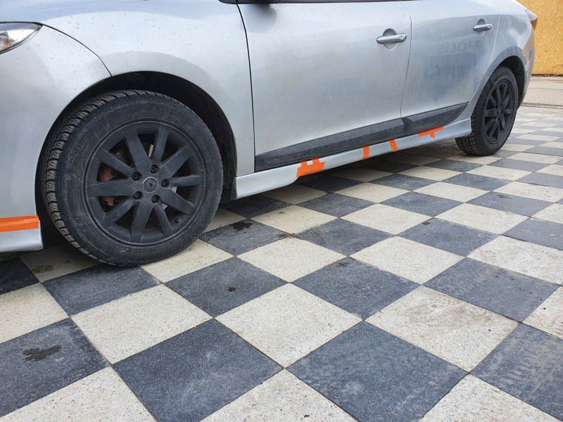 megane 3 coupe marşpiyel takımı---fibersan tuning