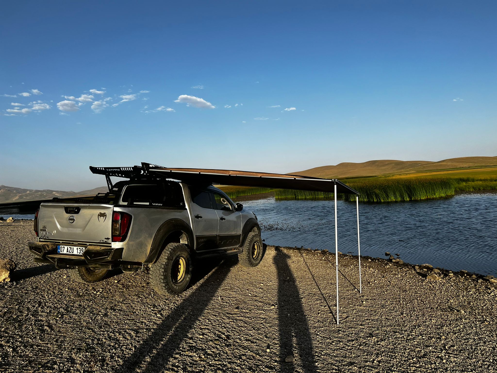 OFF ROAD YAN TENTE