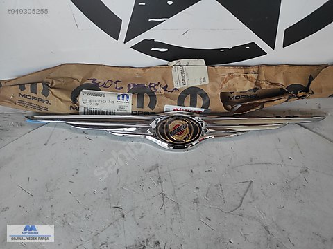 CHRYSLER 300C ORJİNAL SIFIR MOPAR ARKA LOGO 04805988AB