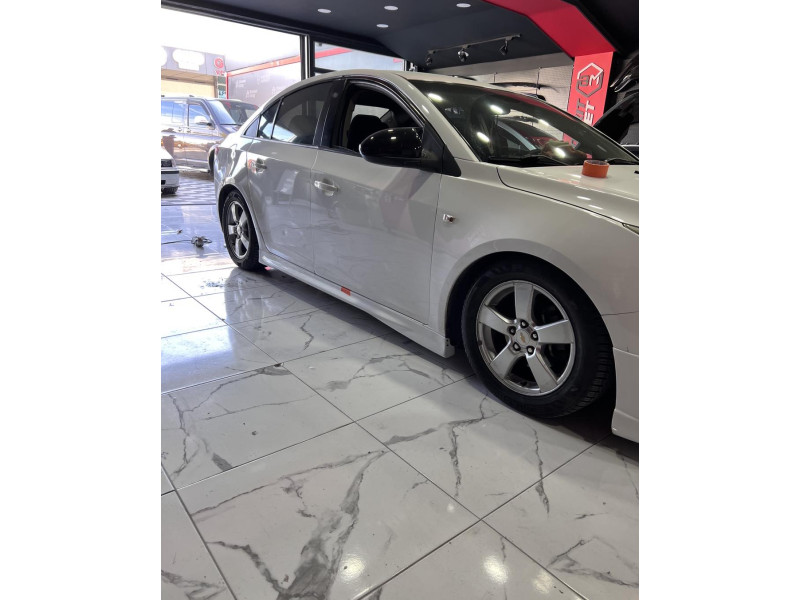Chevrolet Cruze Side Skirt Set - Fibersan Tuning