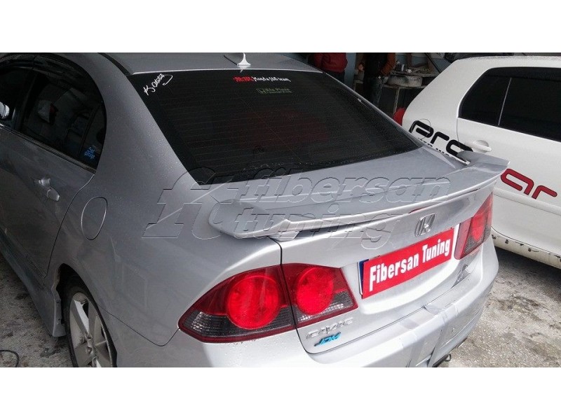 HONDA CİVİC FB7 IŞIKLI SPOİLER