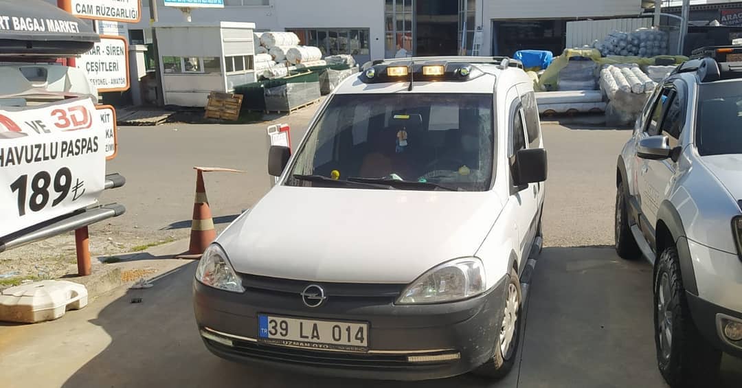 OPEL COMBO ARAÇ ÜSTÜ SİS LAMBASI