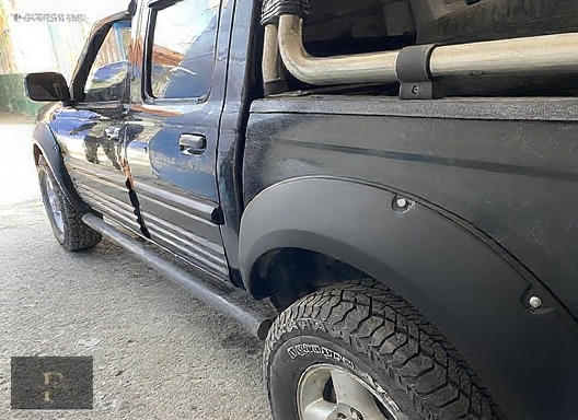 Nissan Navara Skystar kapı kaplamaseti