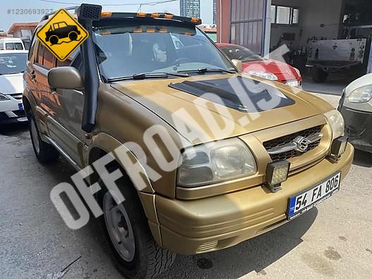 Suzuki Vitara Cam Rüzgarlığı (Moonvizör)