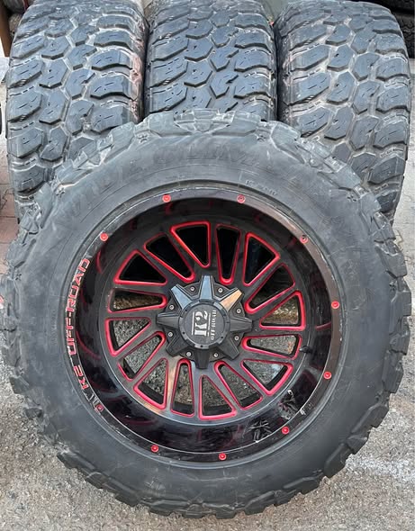 Jant Lastik Takımı 35x12.50-20 Navara X-Class Uyumlu