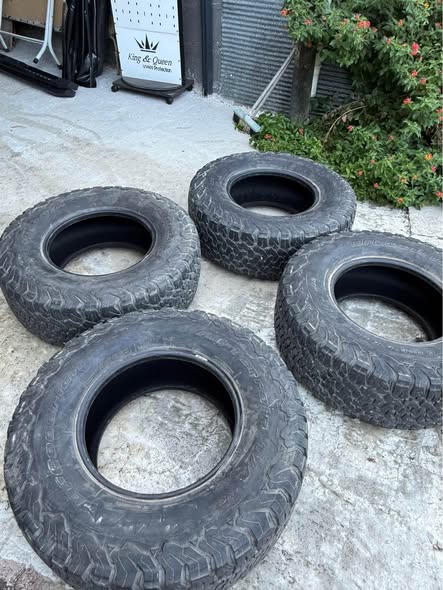BFGoodrich 315/70 R17 All-Terrain T/A KO2 Tire Set