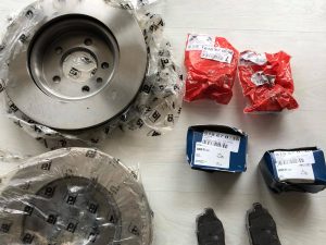 Range Rover tyre disc ( 2 ) and brake pads