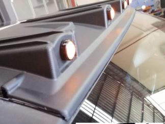 غطاء VOLKSWAGEN AMAROK للسقف - مزود بمصباح LED للضوء (تم تصنيعه خصيصًا للمركبة - ABS)