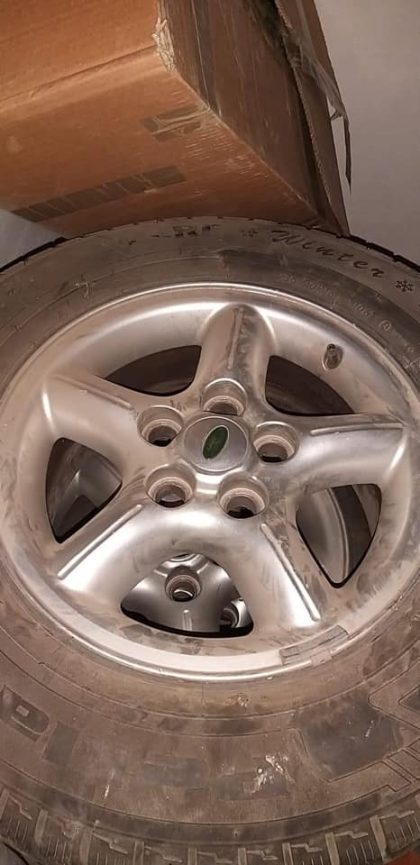 235-70-16 Kışlık Petlas Lastik Jant