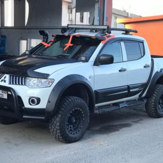 L200 Yan Kaplama Kapı Korumaları Sıfır Set