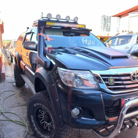 Hilux Vigo Kaput Kabartma Şişirme Scoop