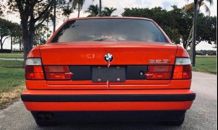 BMW E34 M5 KARE PLAKALIK