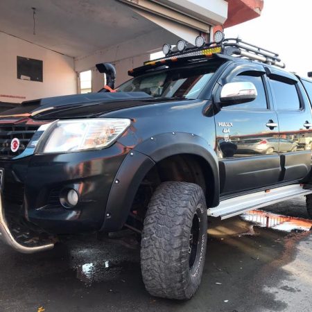 Hilux Vigo Moonvisor Işıklı Kep