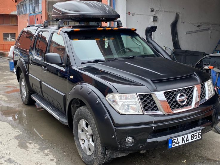 Navara D40 Kaput Kabartma Şişirme