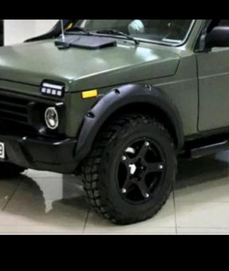 Lada Niva New Type Dodik (Urban 10cm)