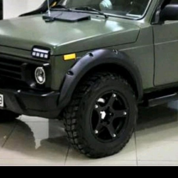 Lada Niva New Type Dodik (Urban 10cm)